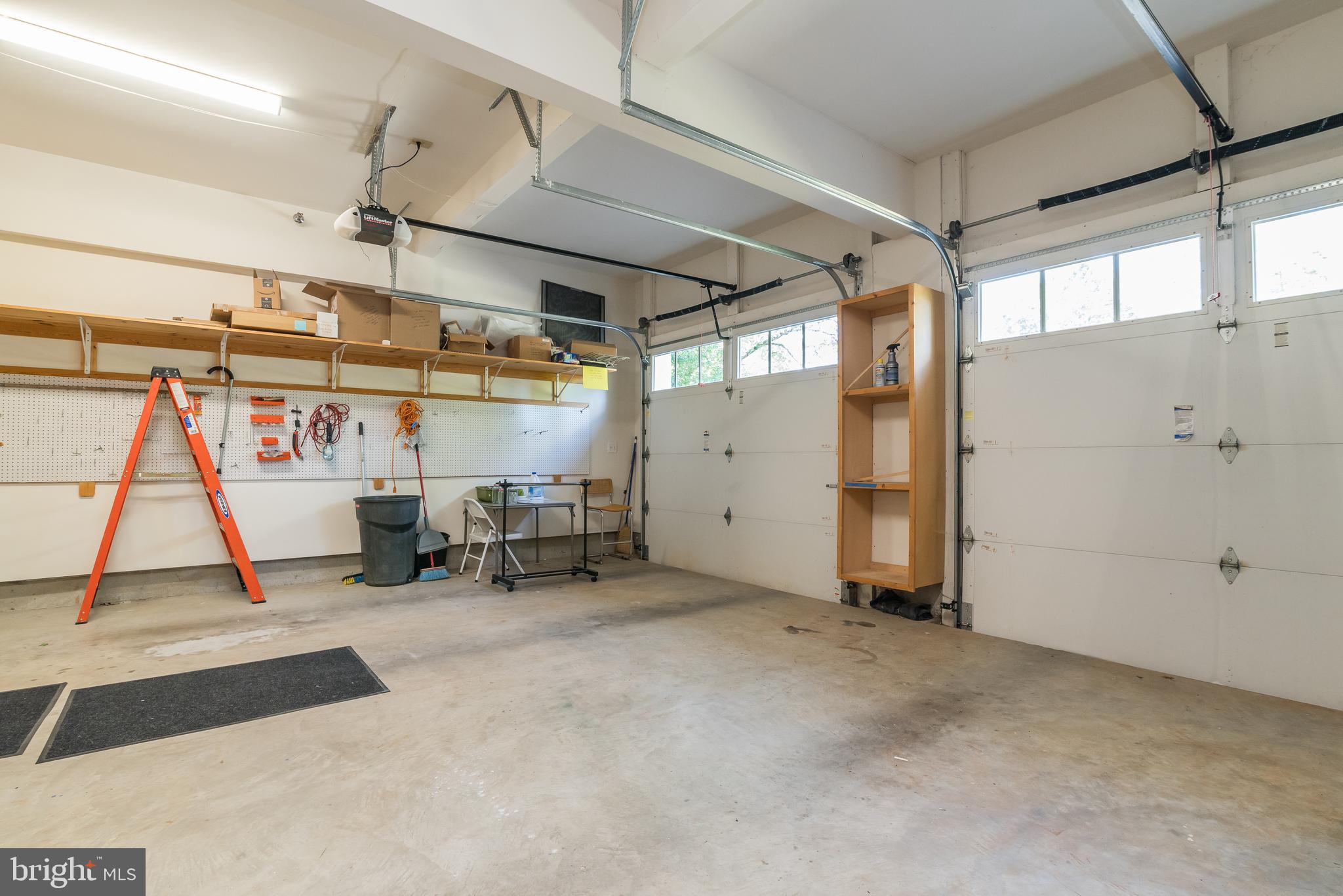 ALTA VISTA - Residential