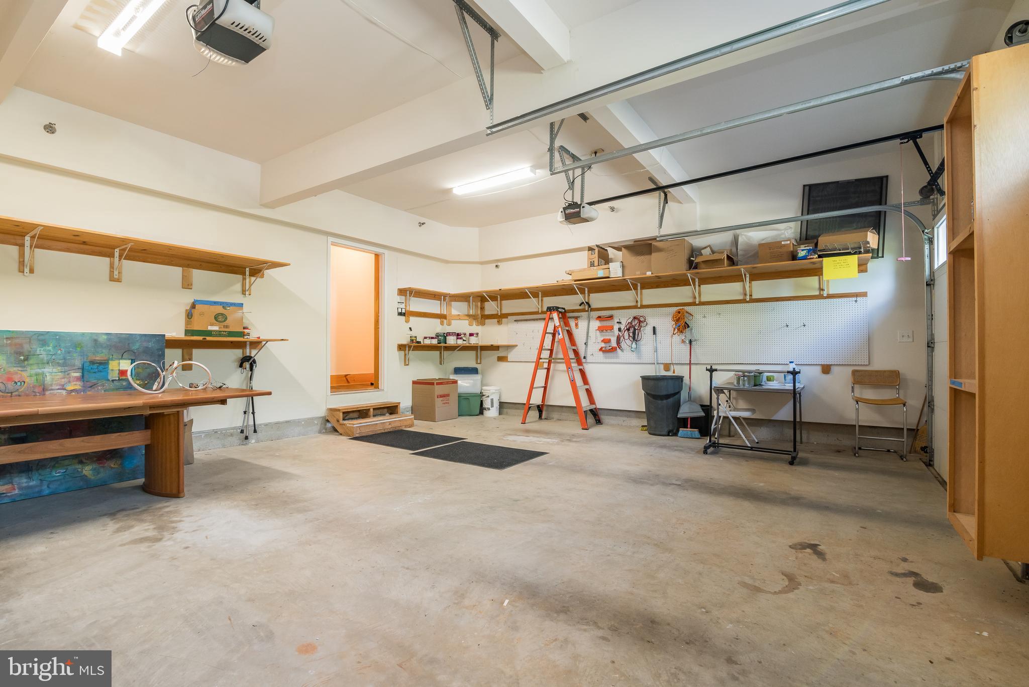 ALTA VISTA - Residential