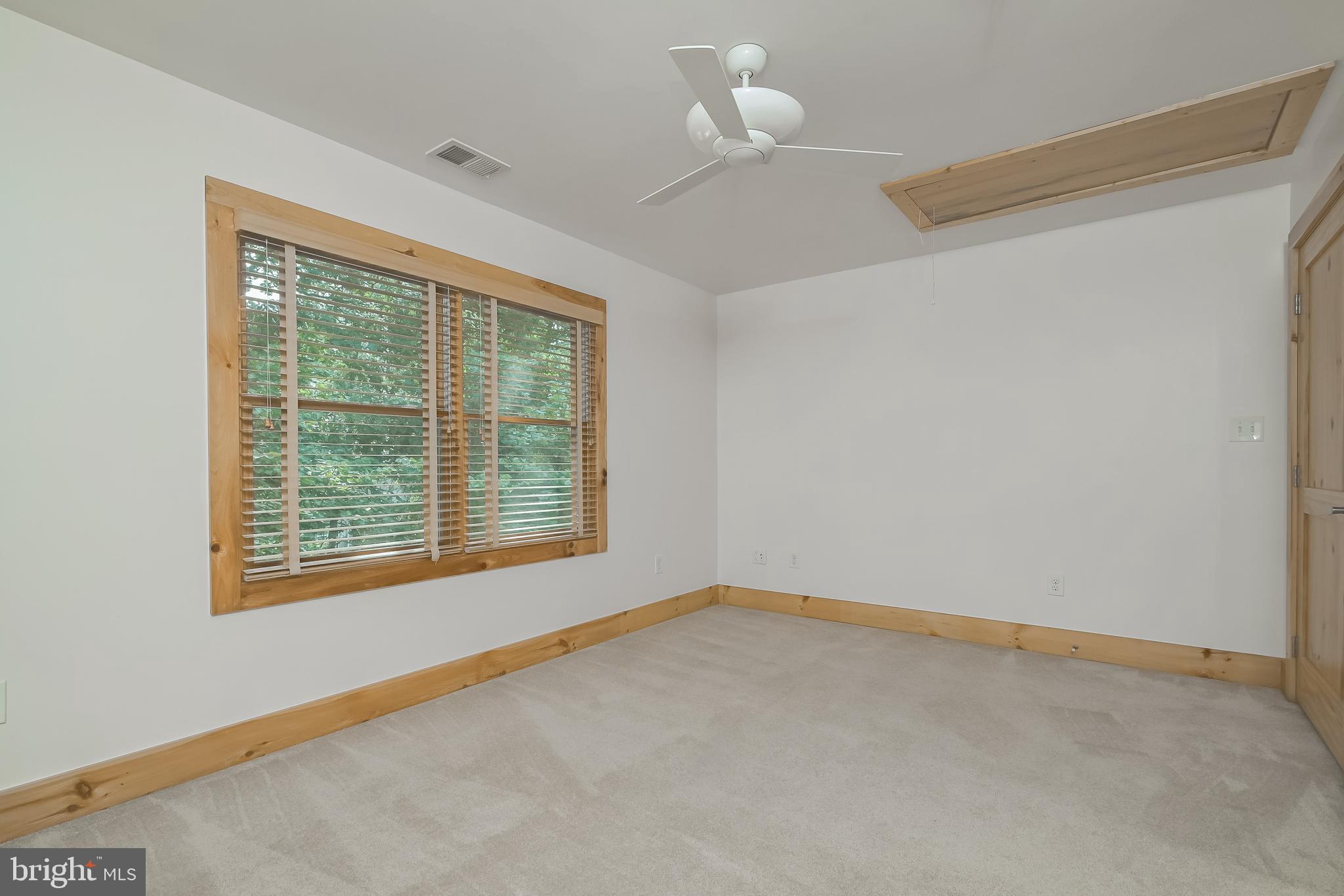 ALTA VISTA - Residential