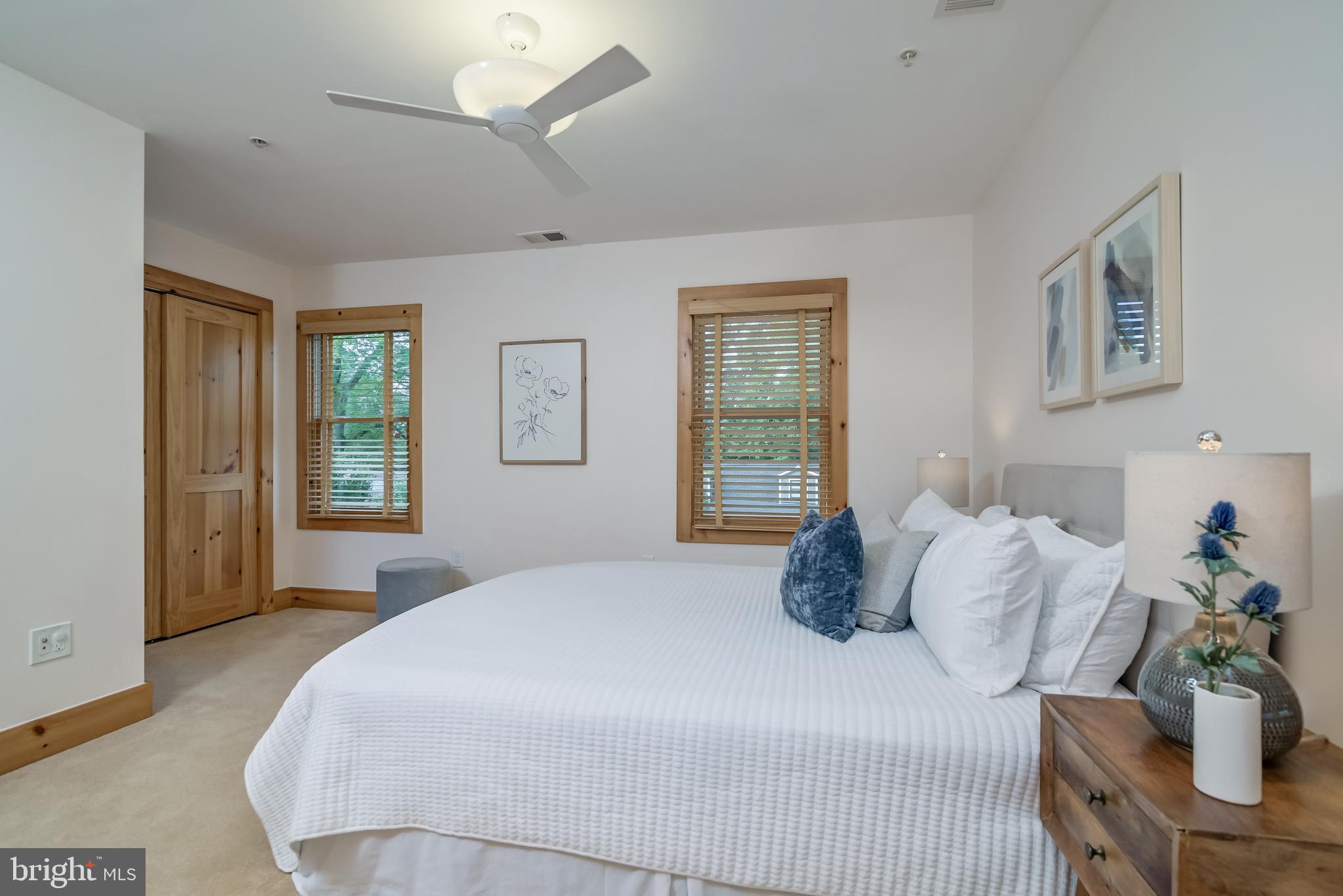 ALTA VISTA - Residential