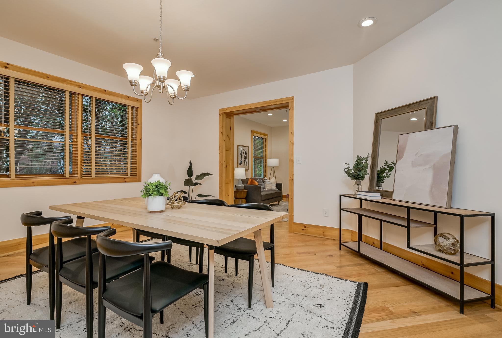 ALTA VISTA - Residential