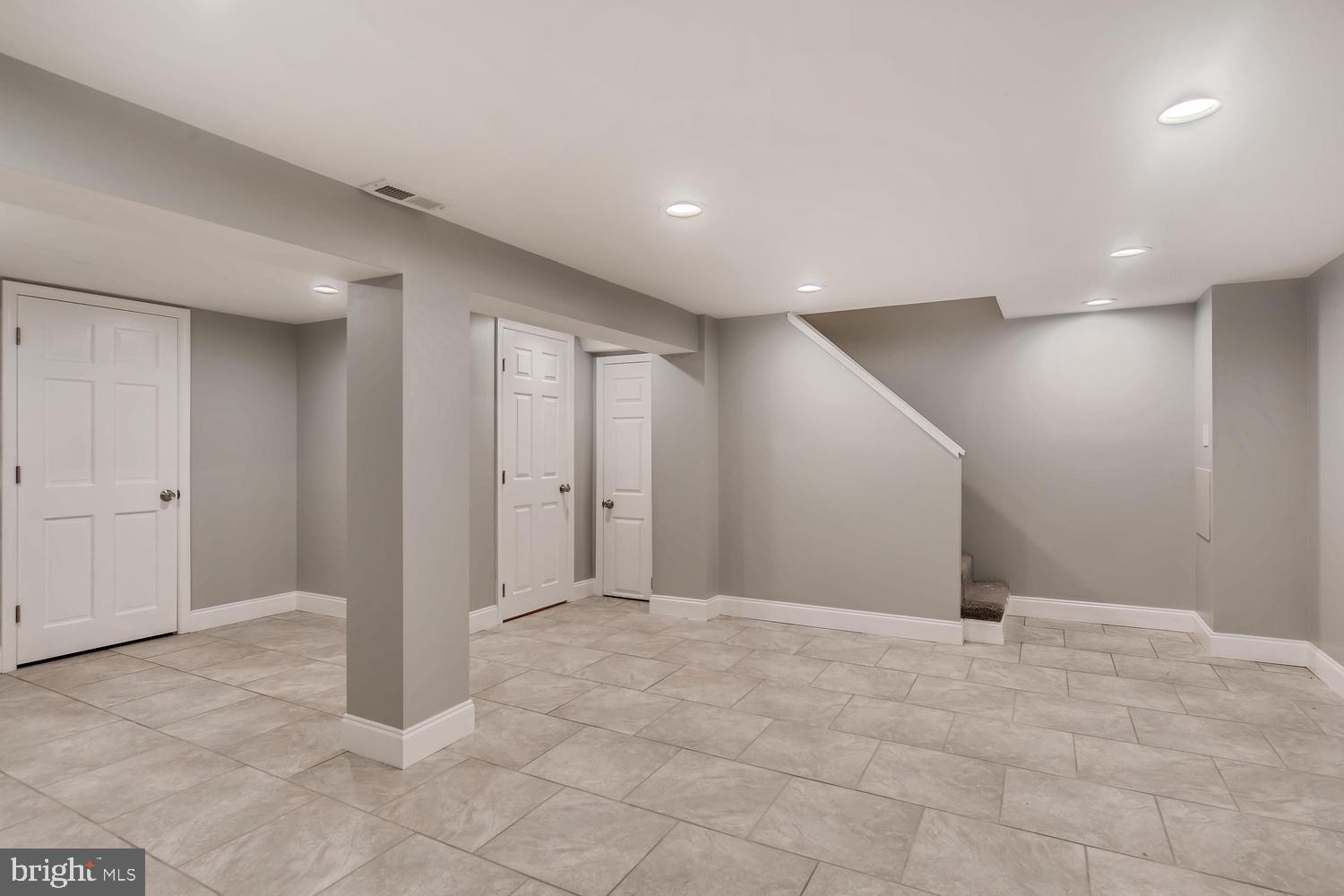 ARLINGTON - Residential