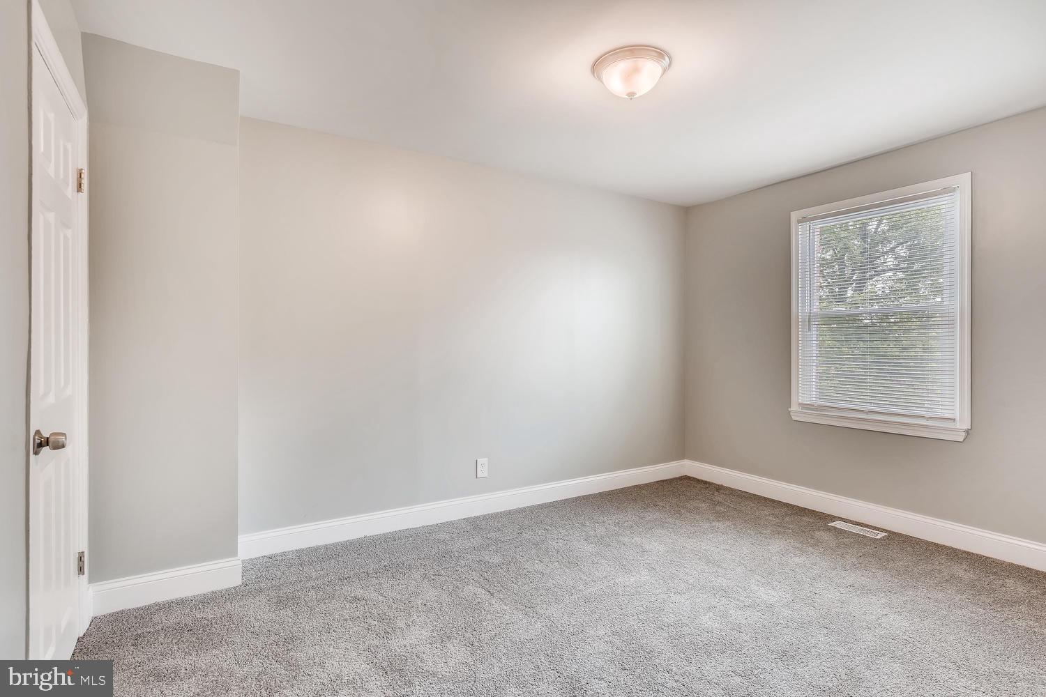 ARLINGTON - Residential