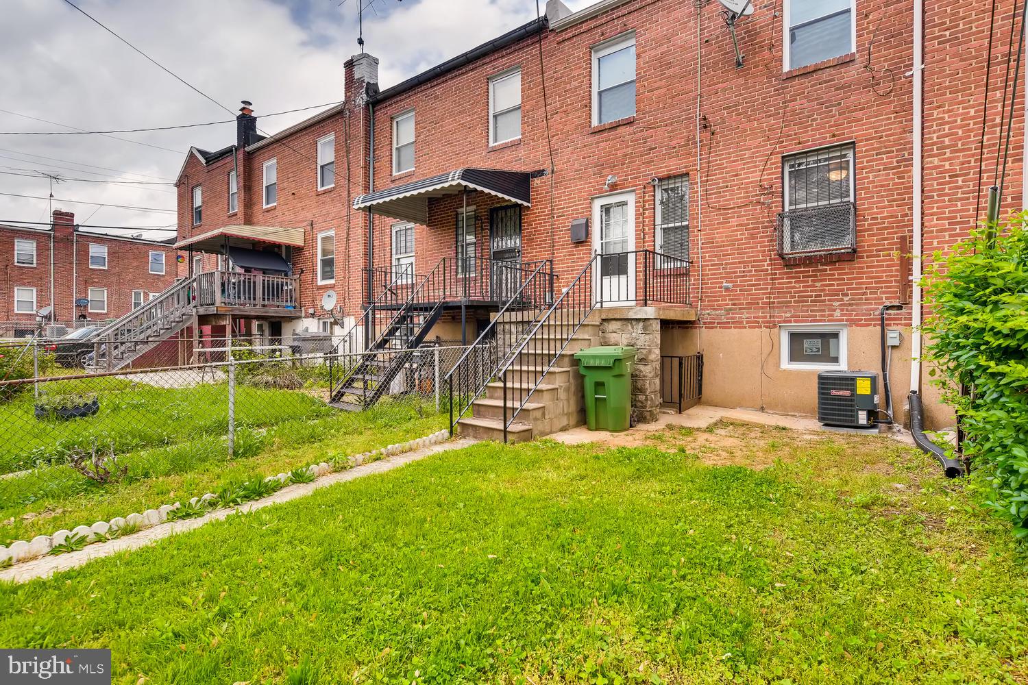 ARLINGTON - Residential