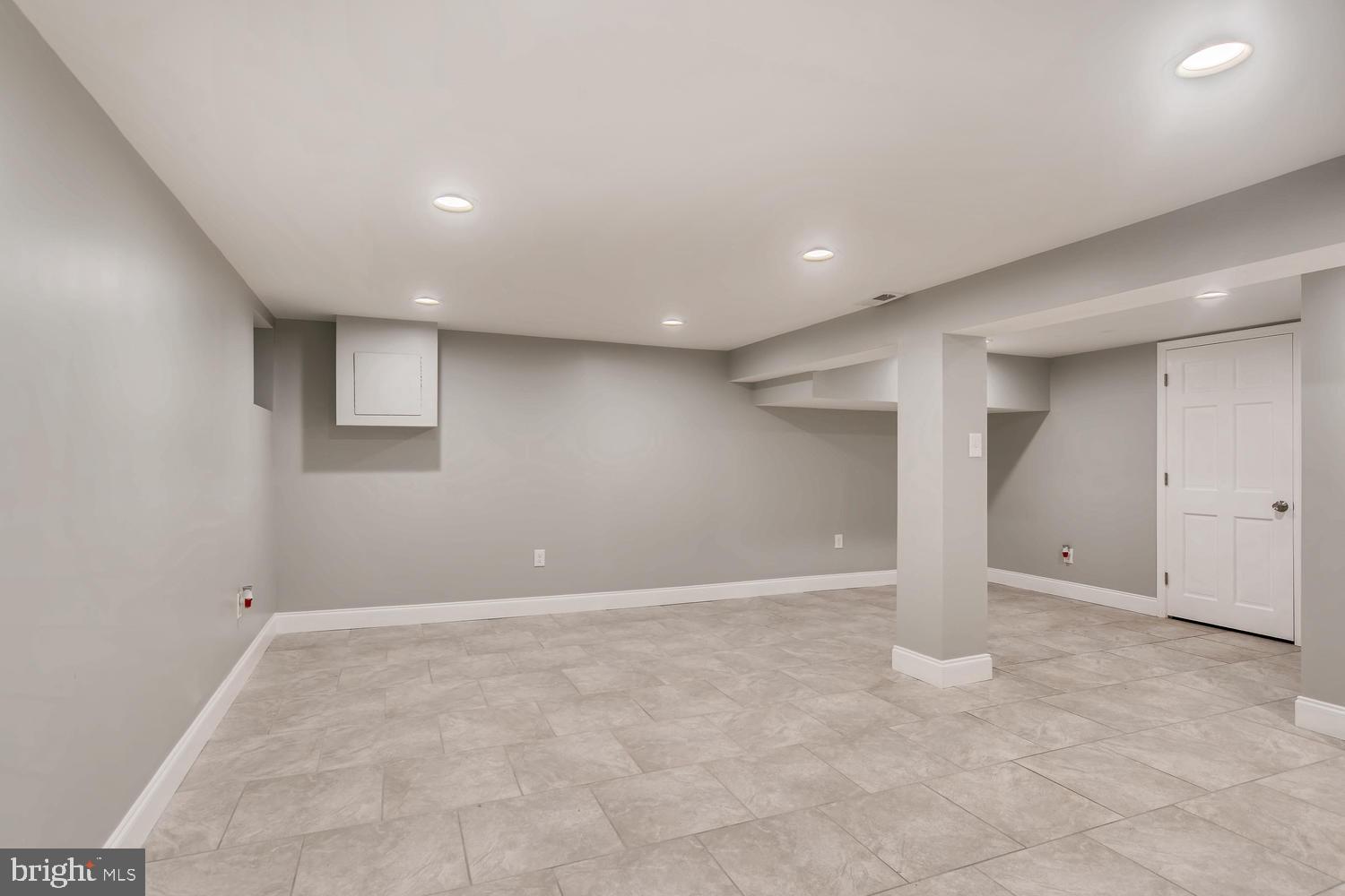 ARLINGTON - Residential