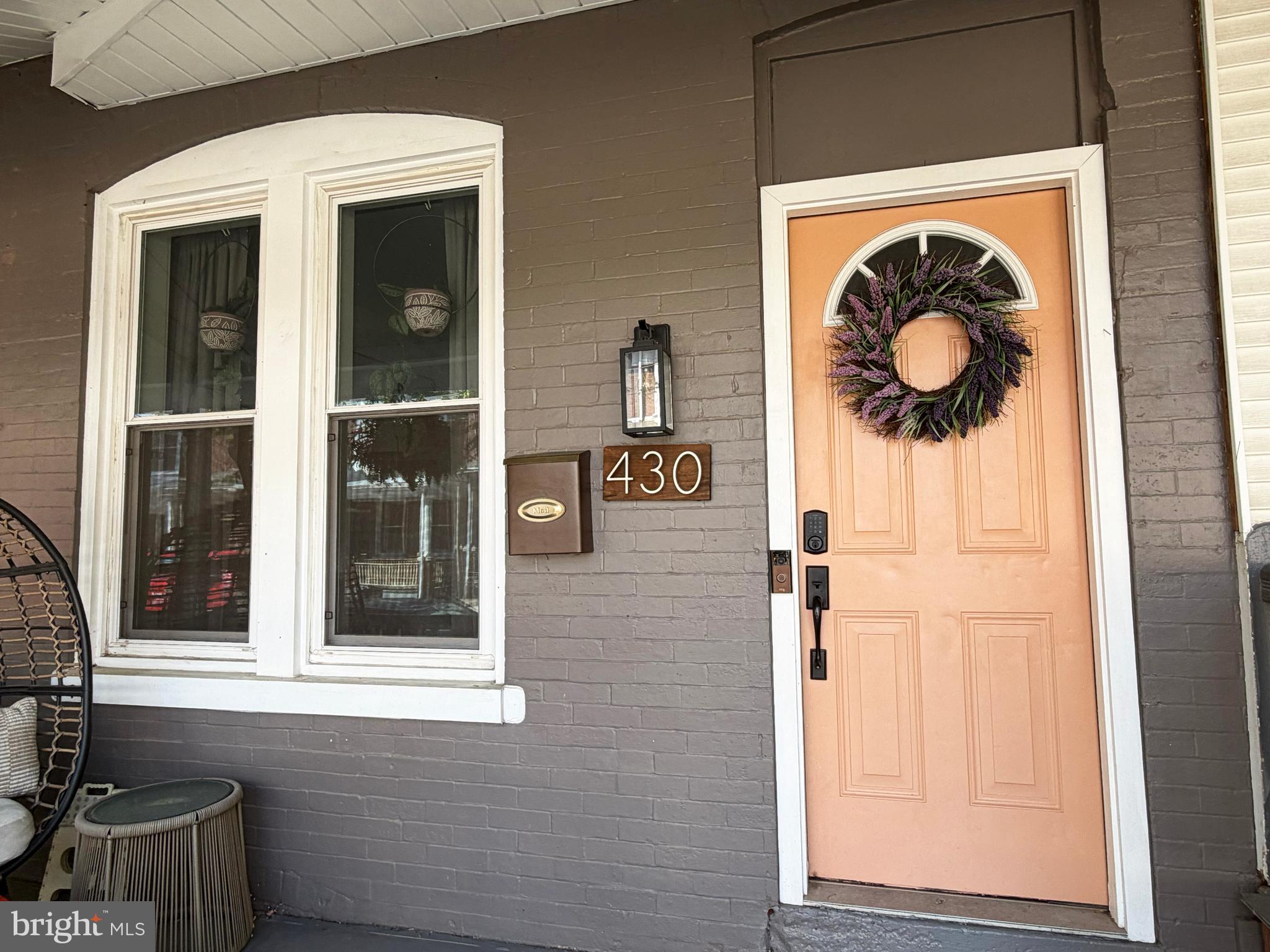 CHESTNUT HILL - Residential