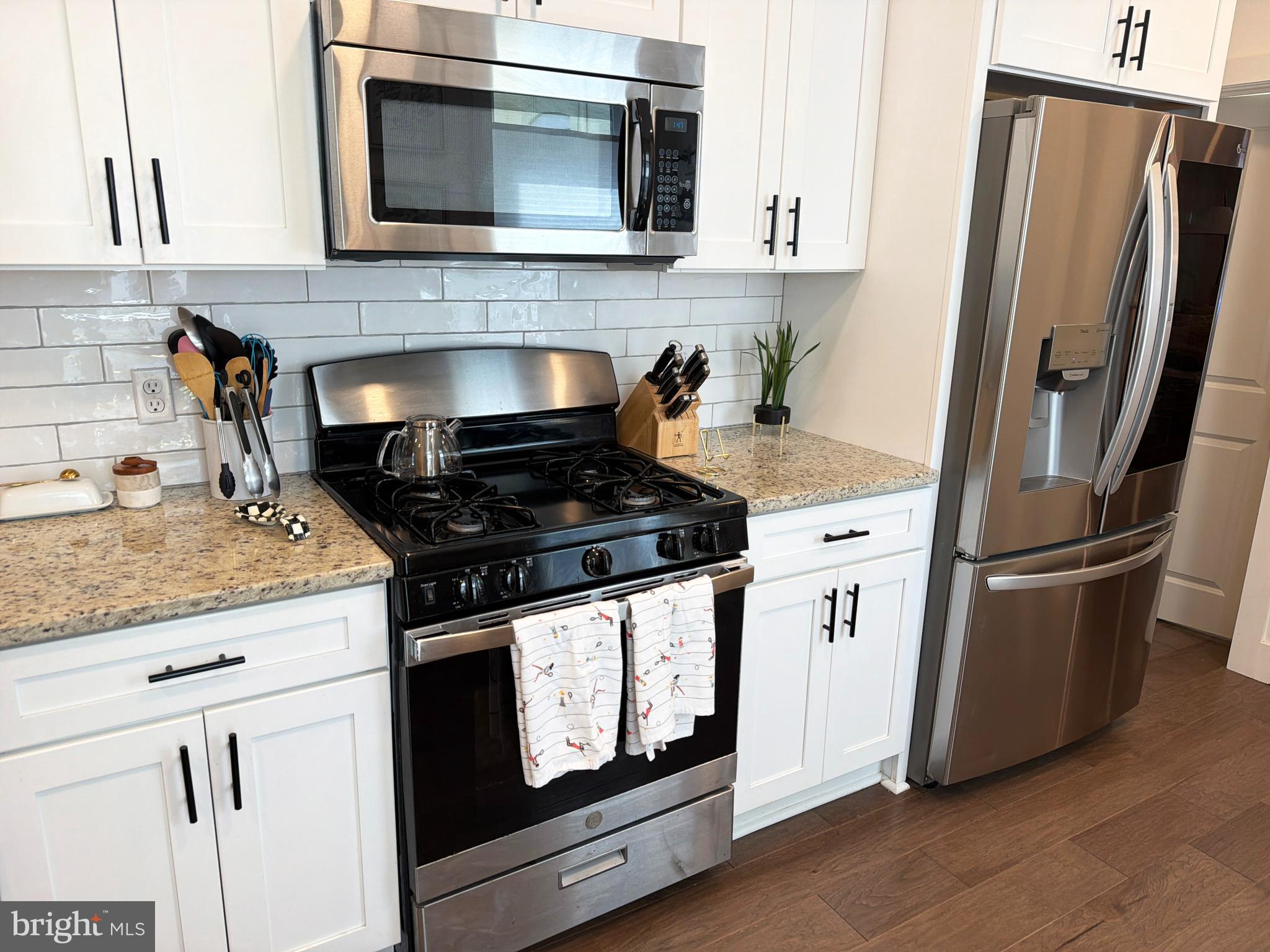 CHESTNUT HILL - Residential