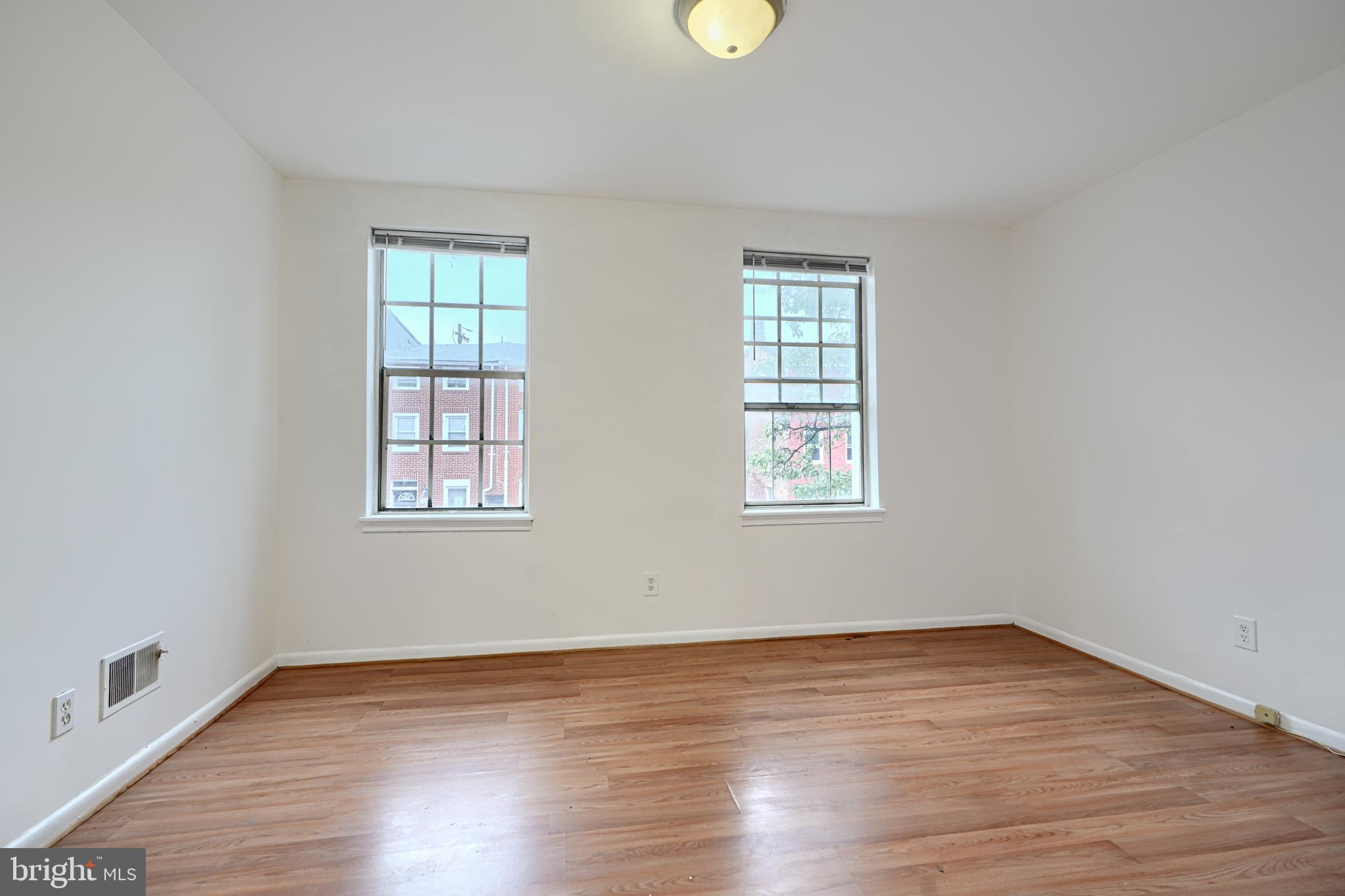 ASHLAND MEWS - Residential