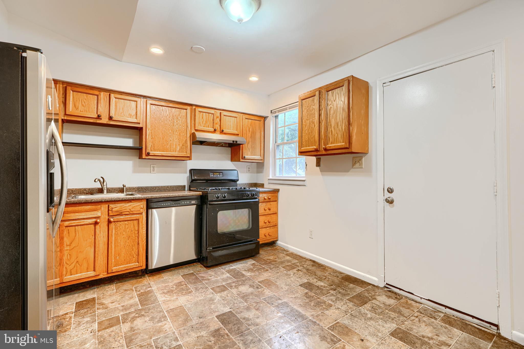 ASHLAND MEWS - Residential
