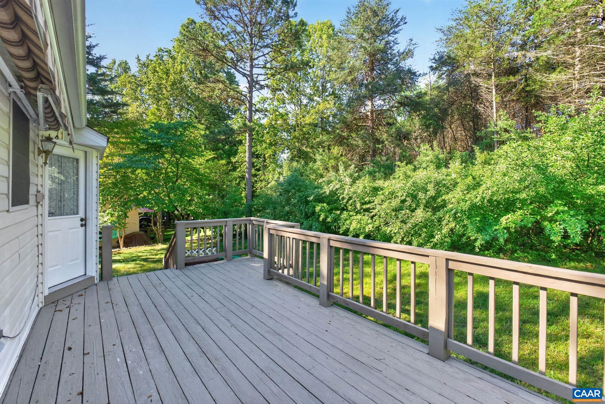 LAKE MONTICELLO - Residential