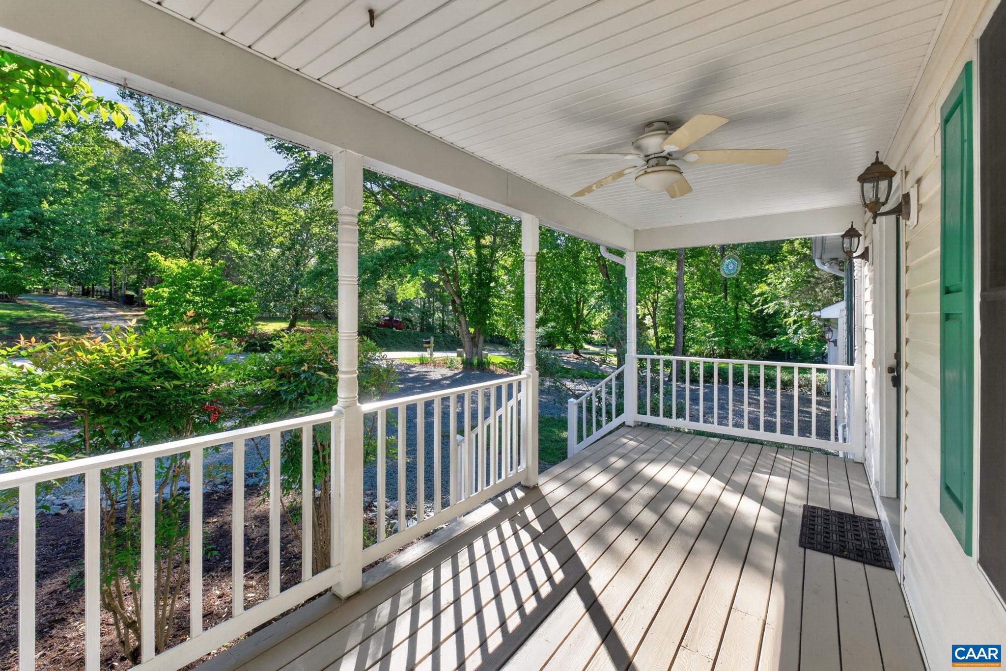 LAKE MONTICELLO - Residential