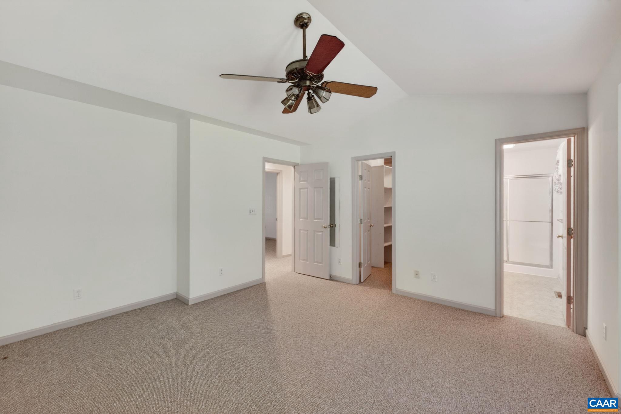 LAKE MONTICELLO - Residential