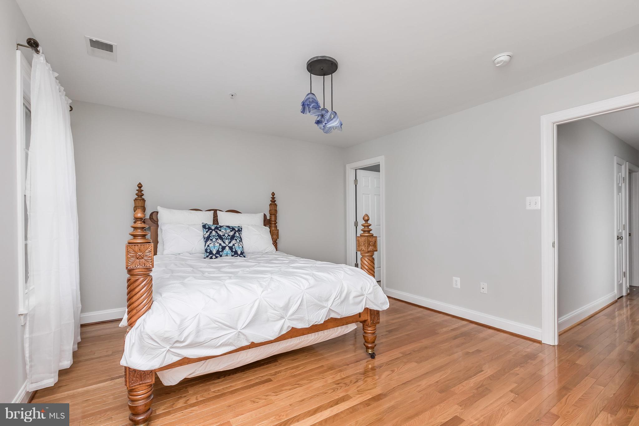 HAMPDEN HISTORIC DISTRICT - Residential