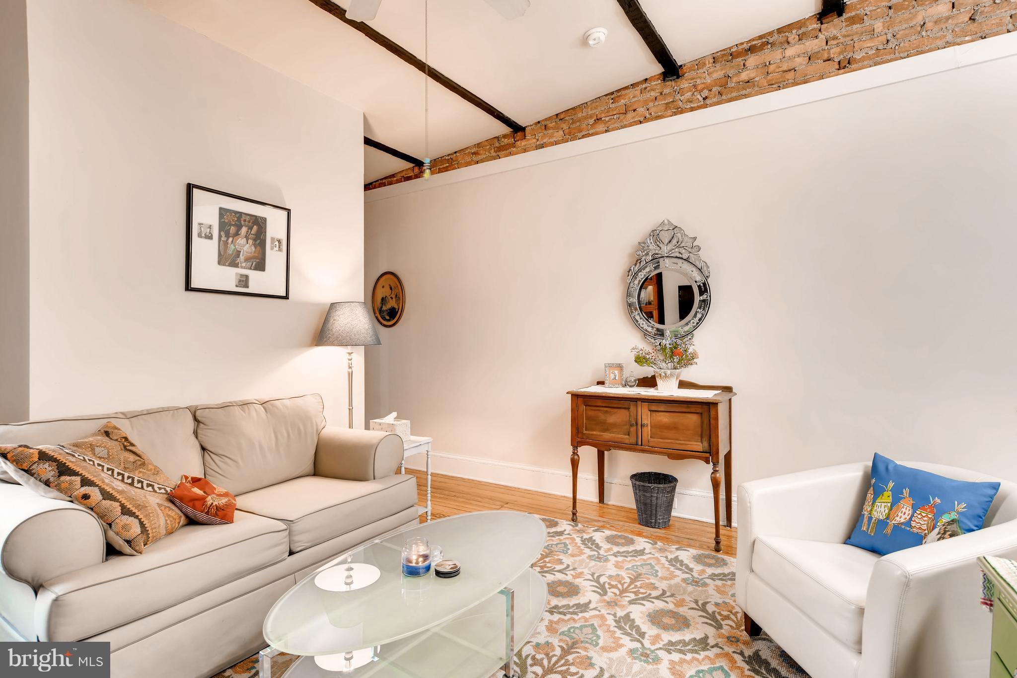 BUTCHER'S HILL - Residential