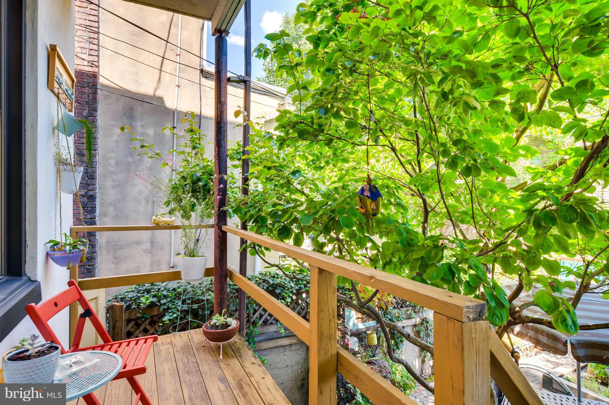 BUTCHER'S HILL - Residential