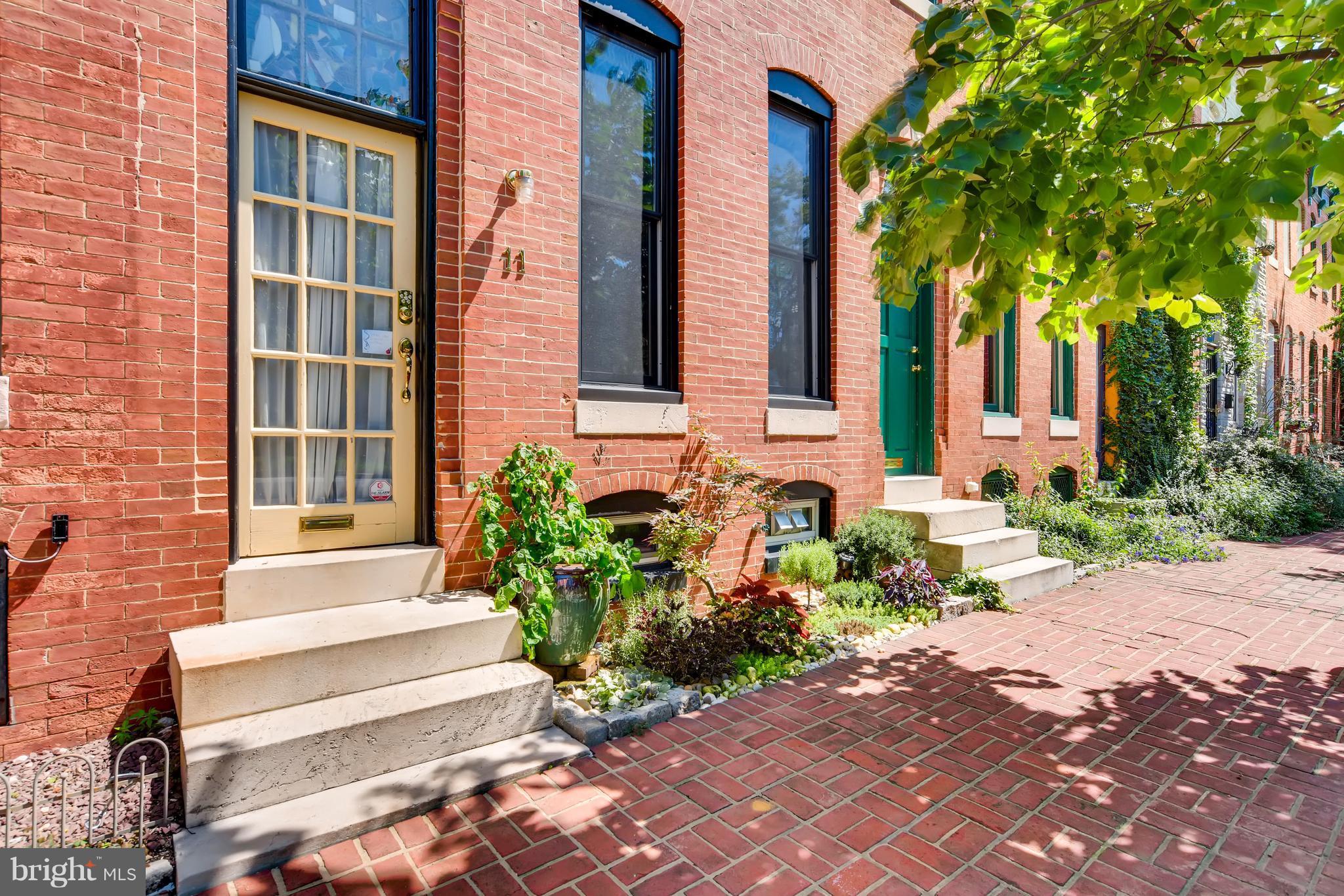 BUTCHER'S HILL - Residential