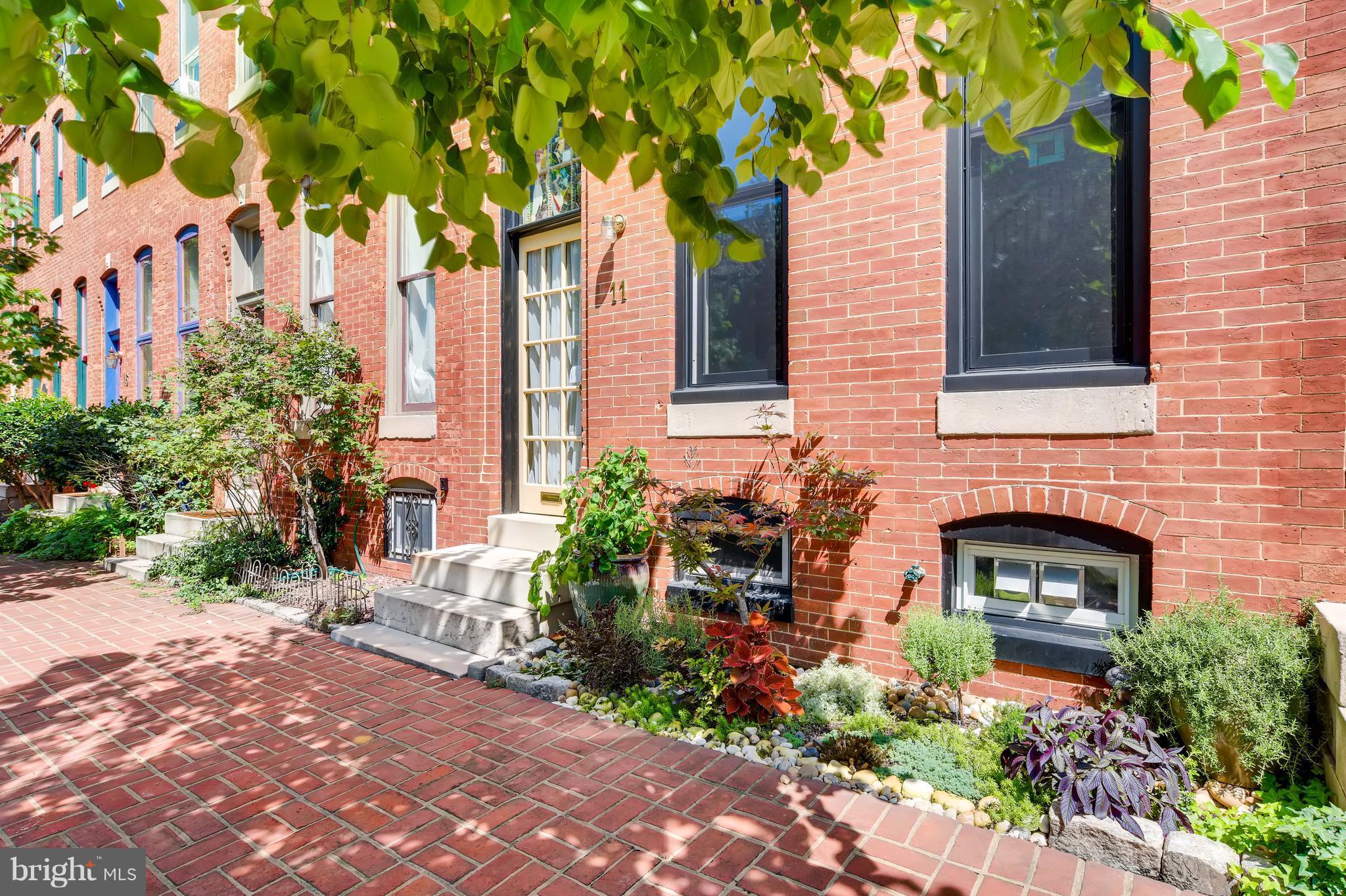 BUTCHER'S HILL - Residential