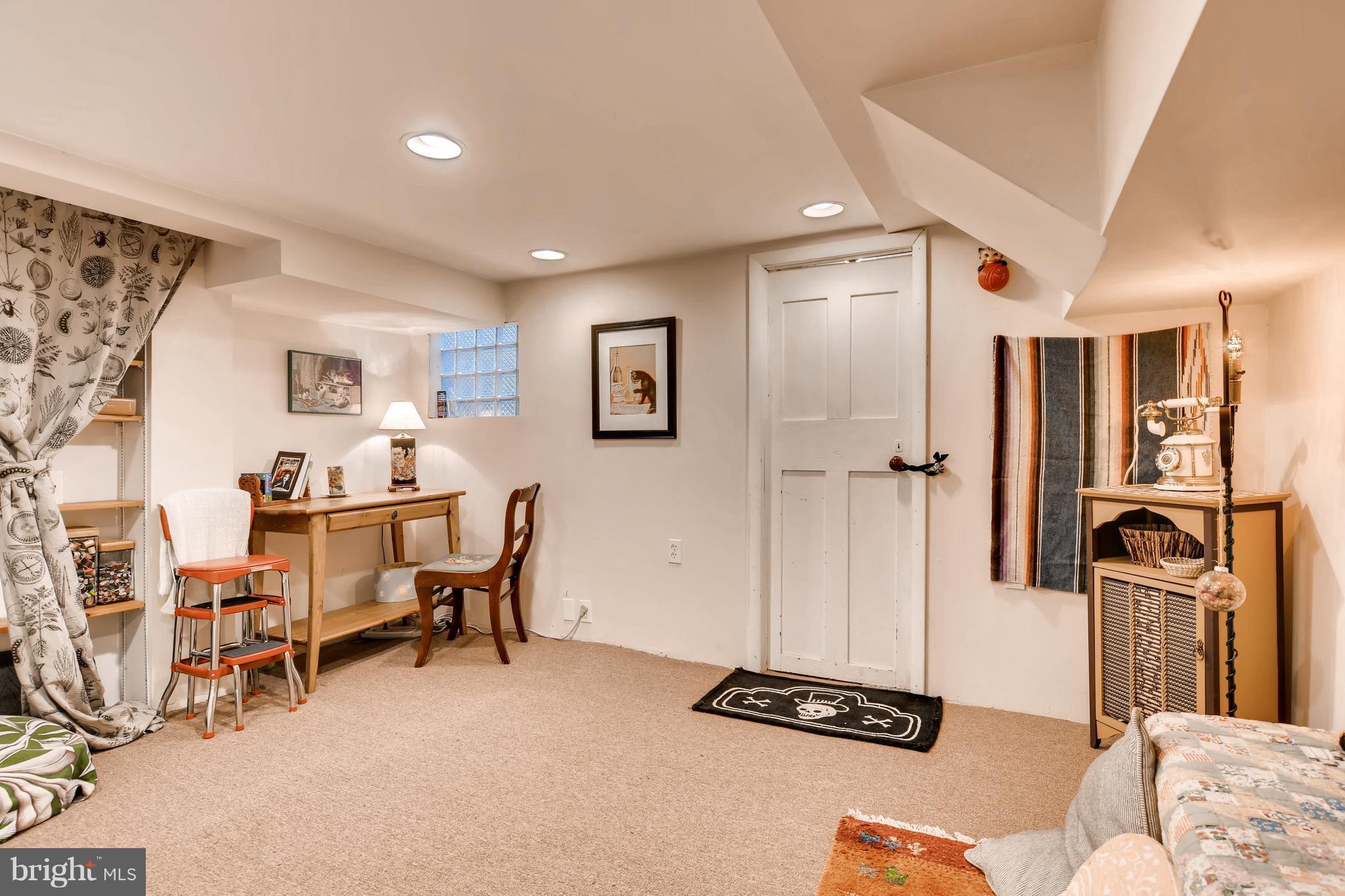 BUTCHER'S HILL - Residential