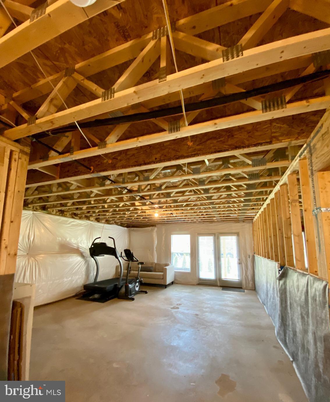 MEADOWBROOK - Residential Lease