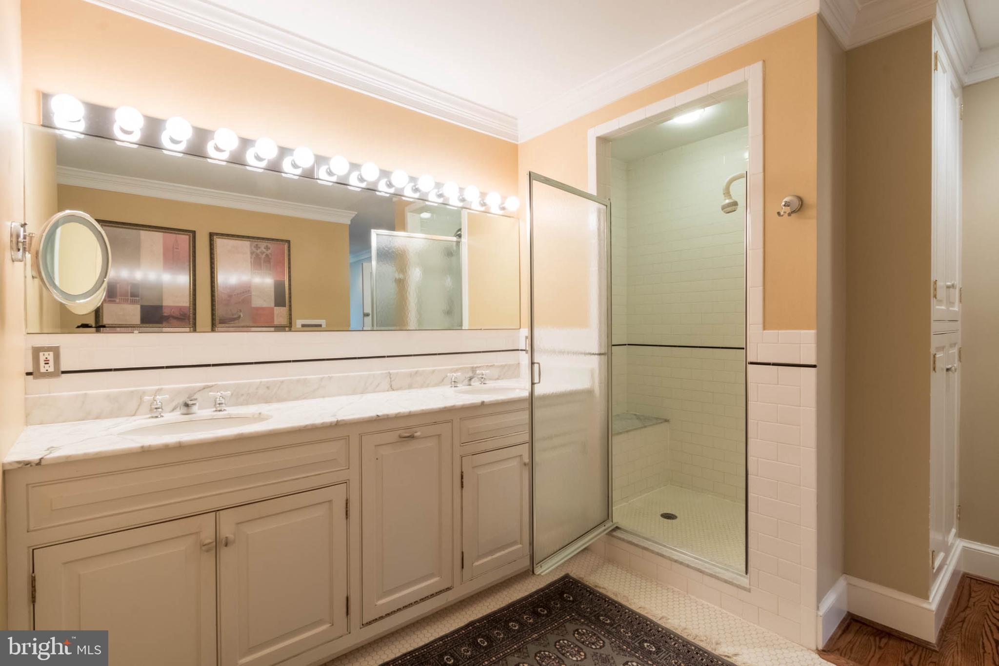 CHAPEL HILL - Residential