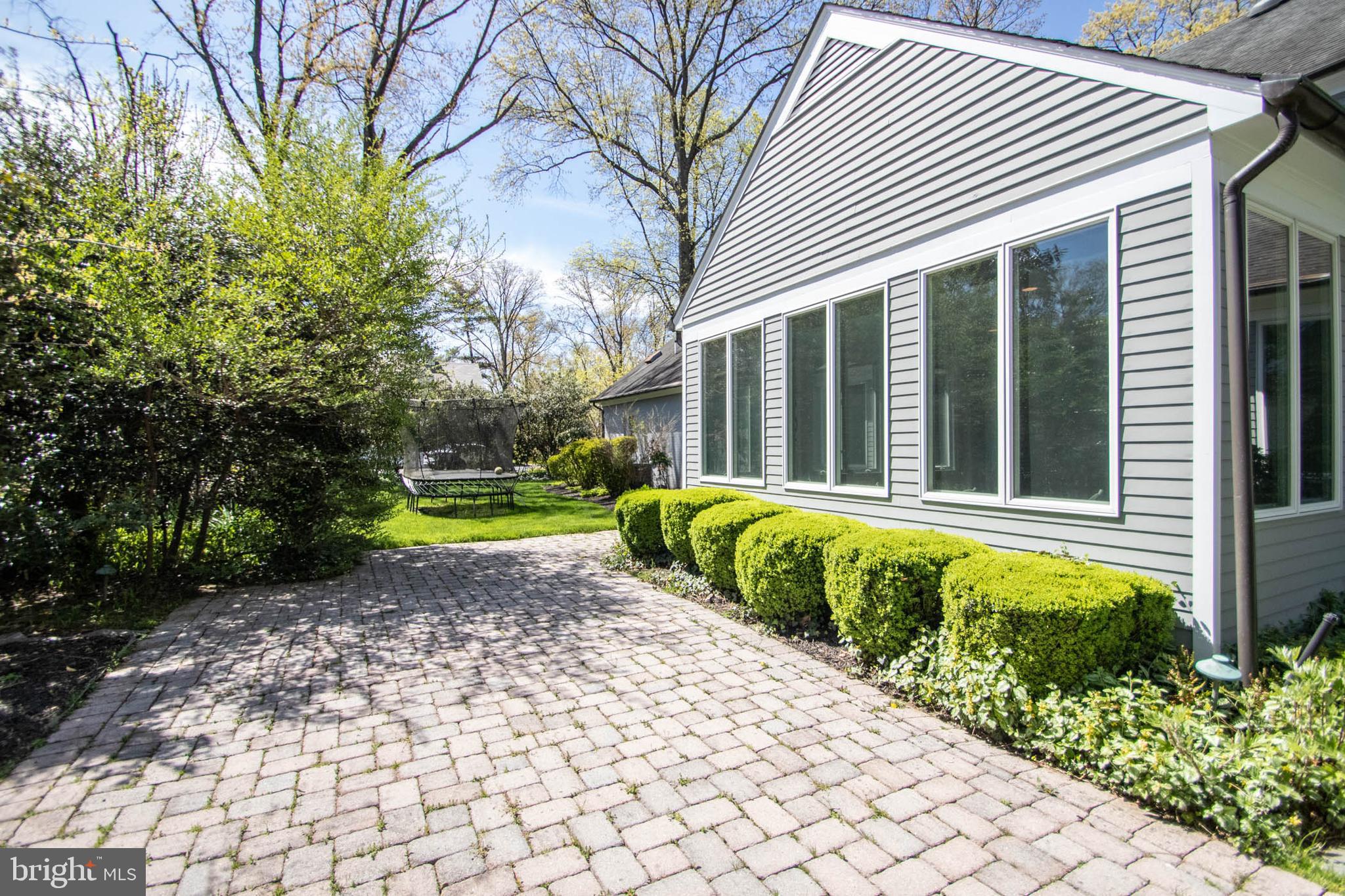 CHAPEL HILL - Residential