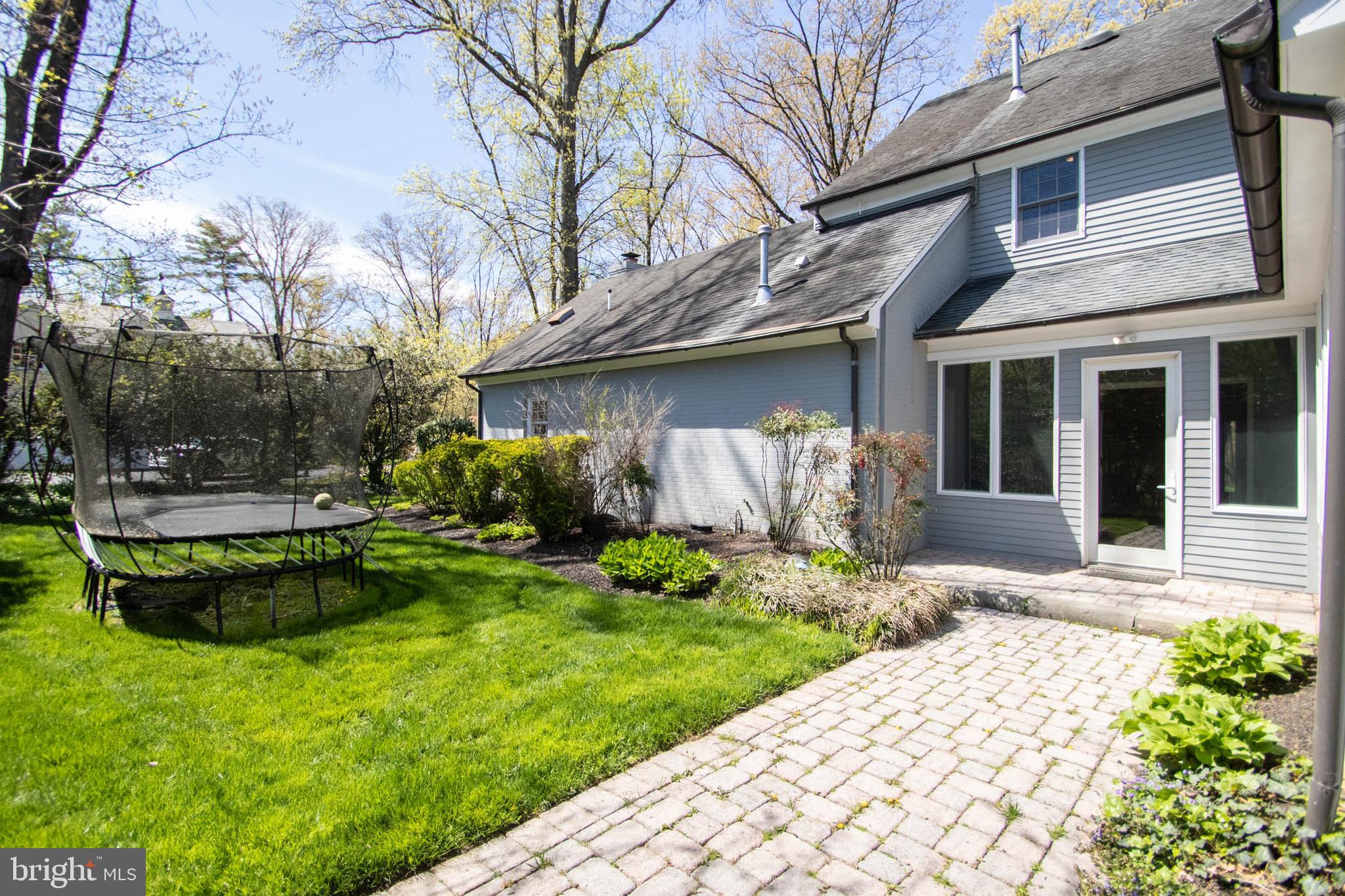 CHAPEL HILL - Residential