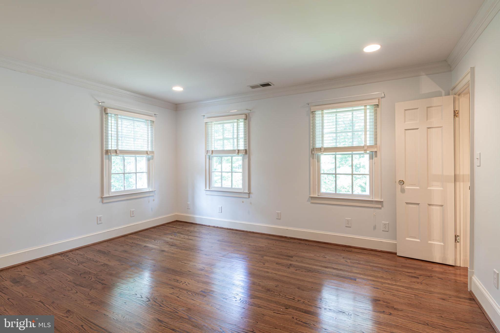 CHAPEL HILL - Residential