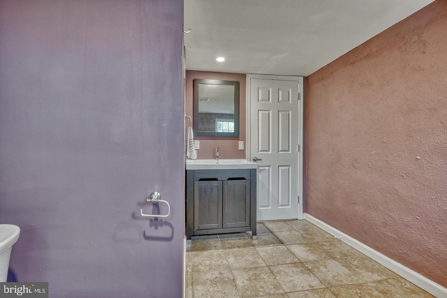 SETON HILL - Residential Lease