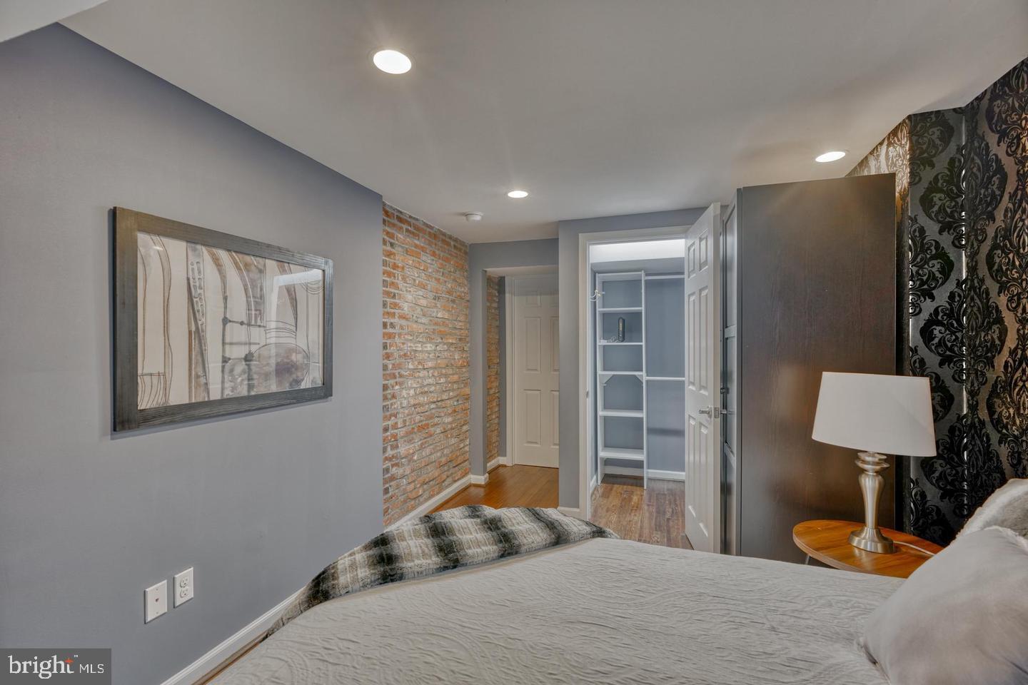 SETON HILL - Residential Lease