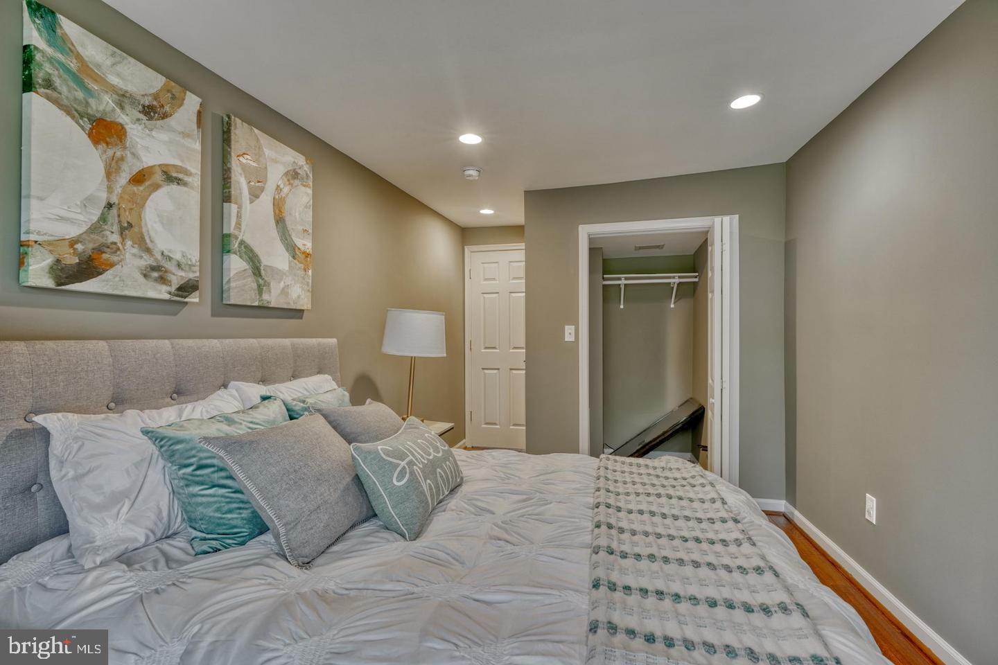 SETON HILL - Residential Lease