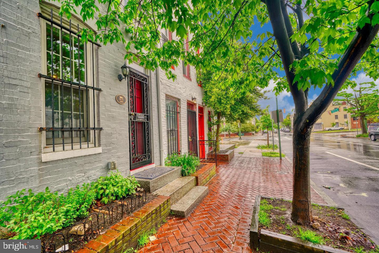 SETON HILL - Residential Lease