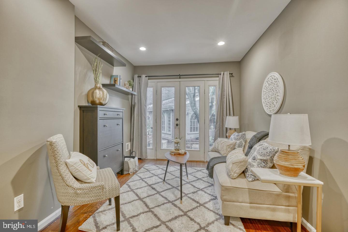 SETON HILL - Residential Lease