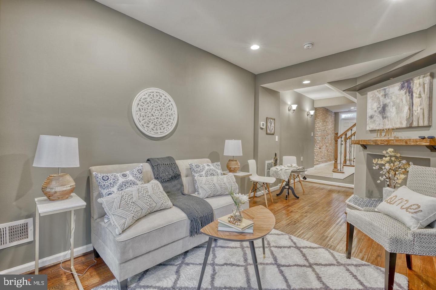 SETON HILL - Residential Lease