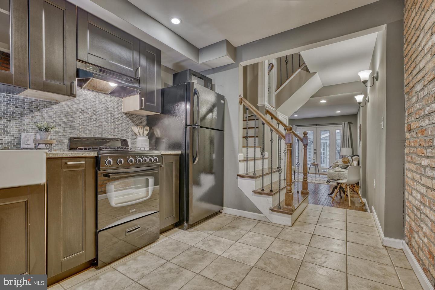 SETON HILL - Residential Lease