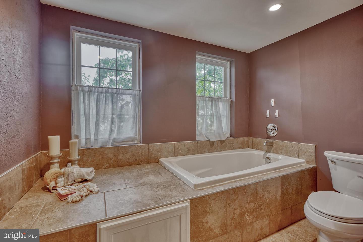SETON HILL - Residential Lease