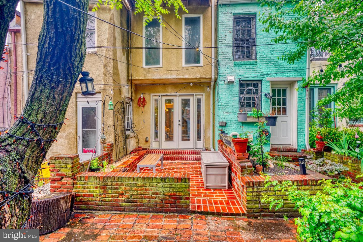 SETON HILL - Residential Lease
