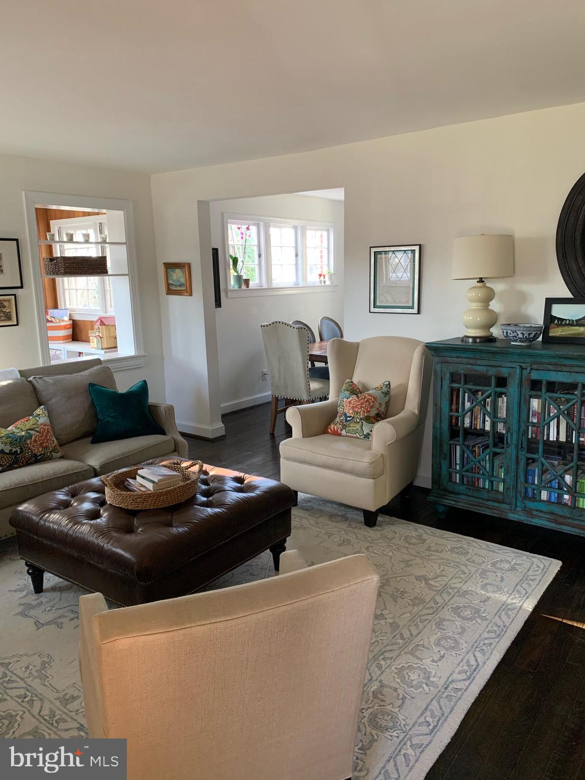 WOODSIDE KNOLLS - Residential Lease