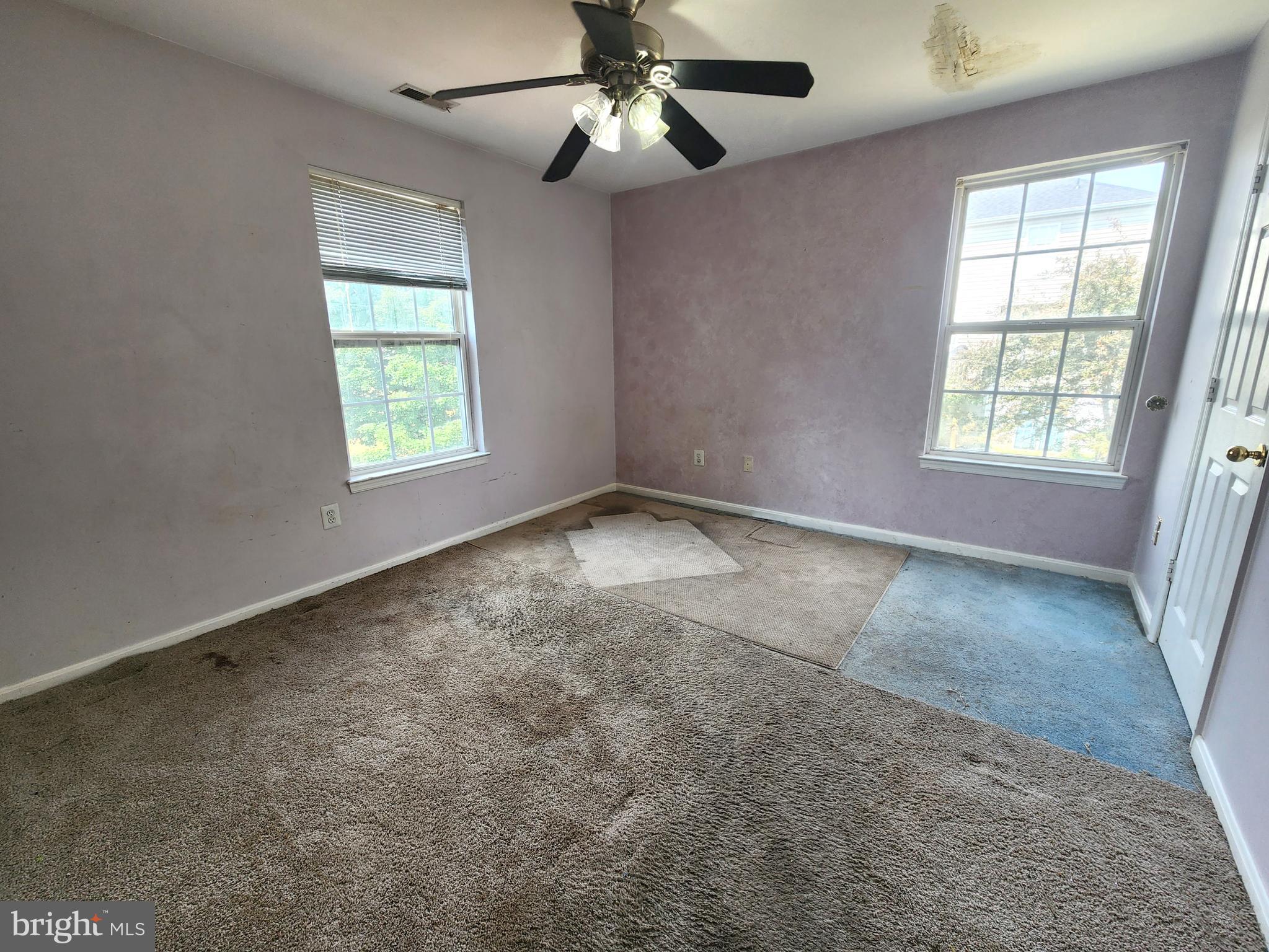 ROLLING RIDGE - Residential