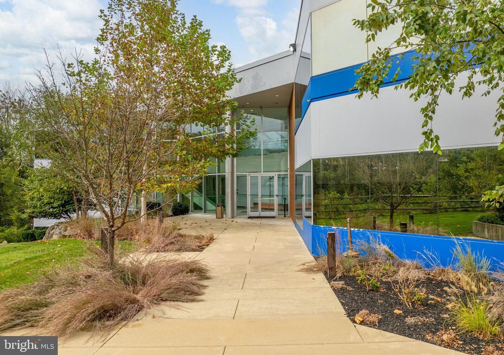 Photo of 10 Valley Stream Pkwy, MALVERN, PA 19355 (MLS # PACT2112142)