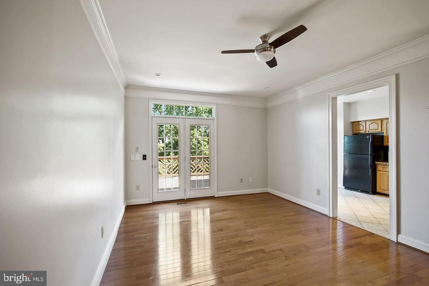 TOWNHOMES OF TIMBERLAND - Residential Lease