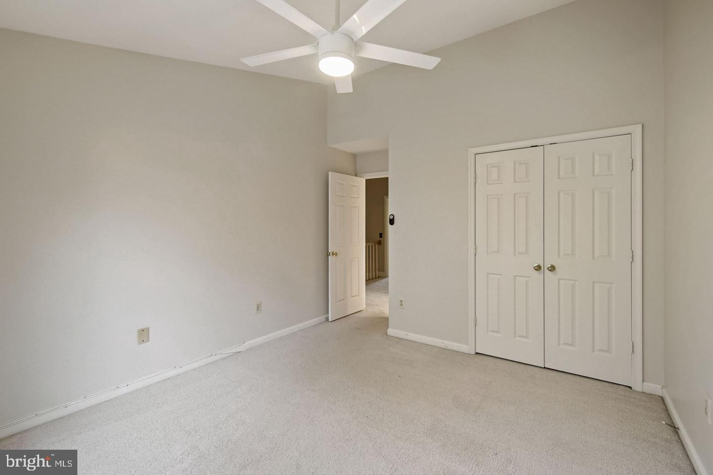 TOWNHOMES OF TIMBERLAND - Residential Lease