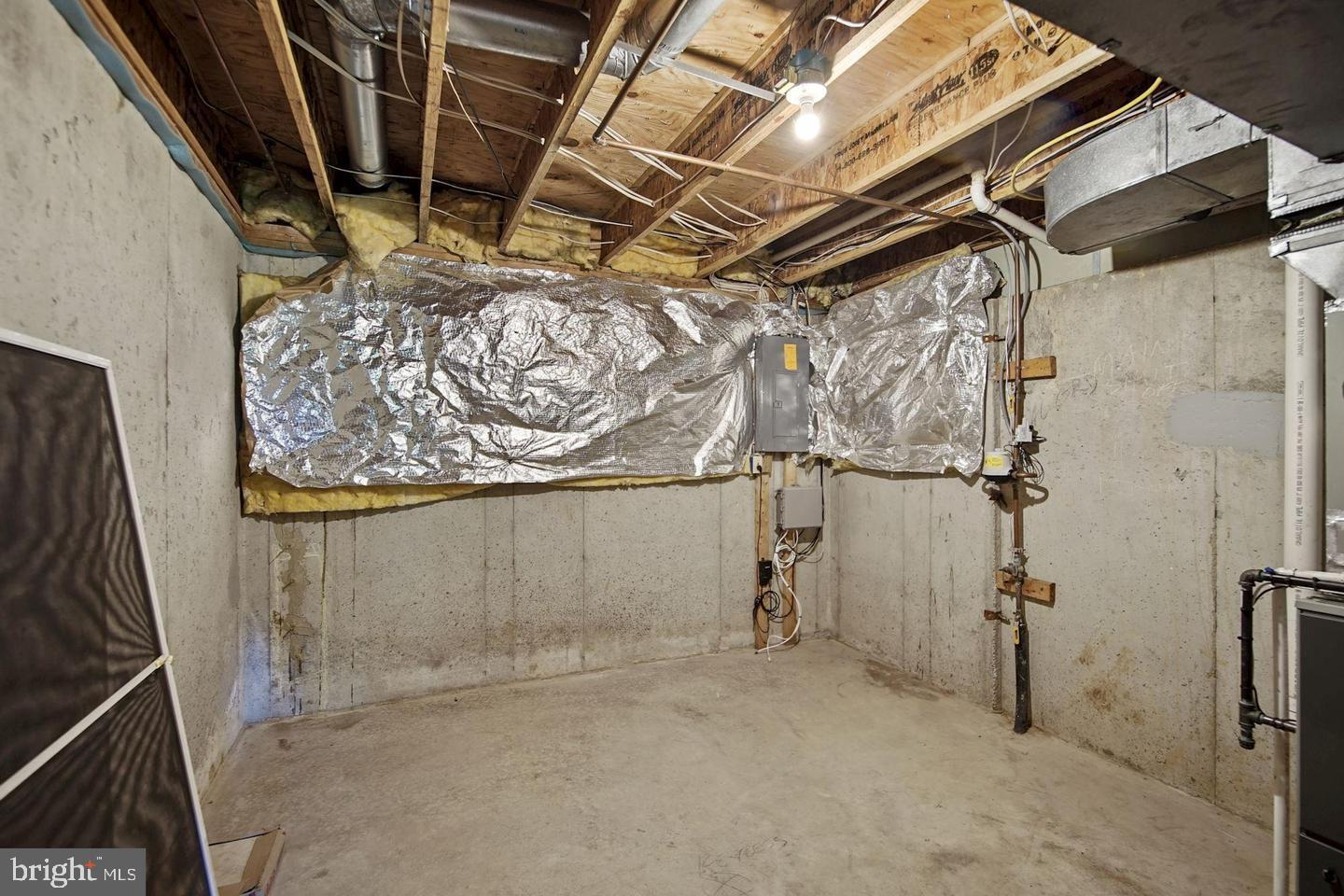 TOWNHOMES OF TIMBERLAND - Residential Lease