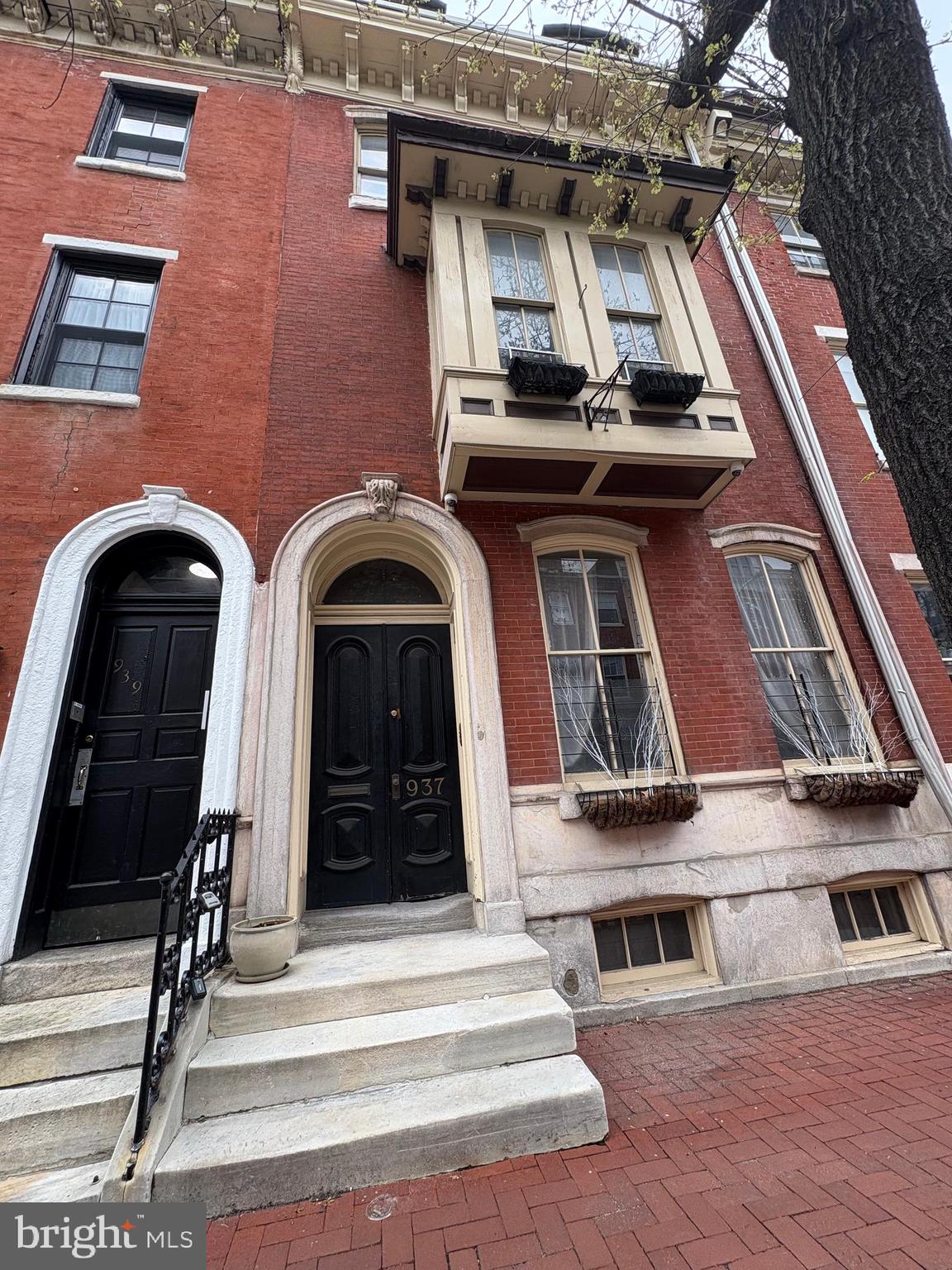 WASHINGTON SQ WEST - Residential Lease