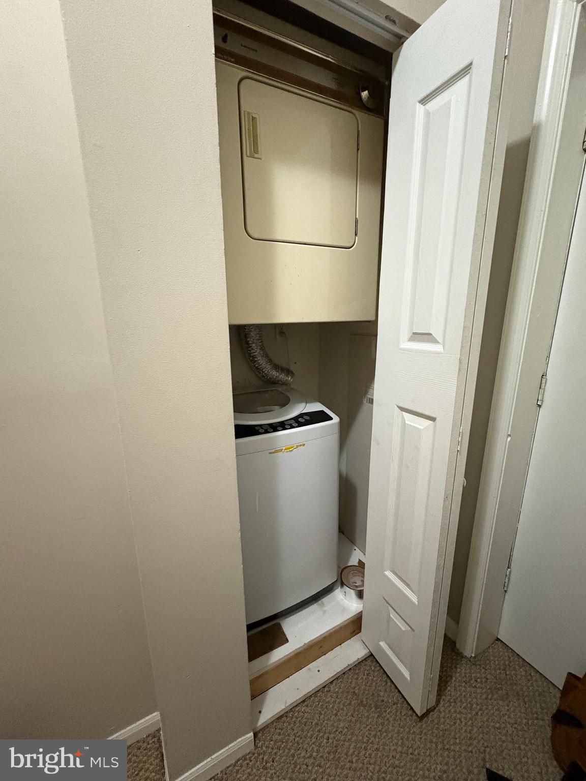 WASHINGTON SQ WEST - Residential Lease