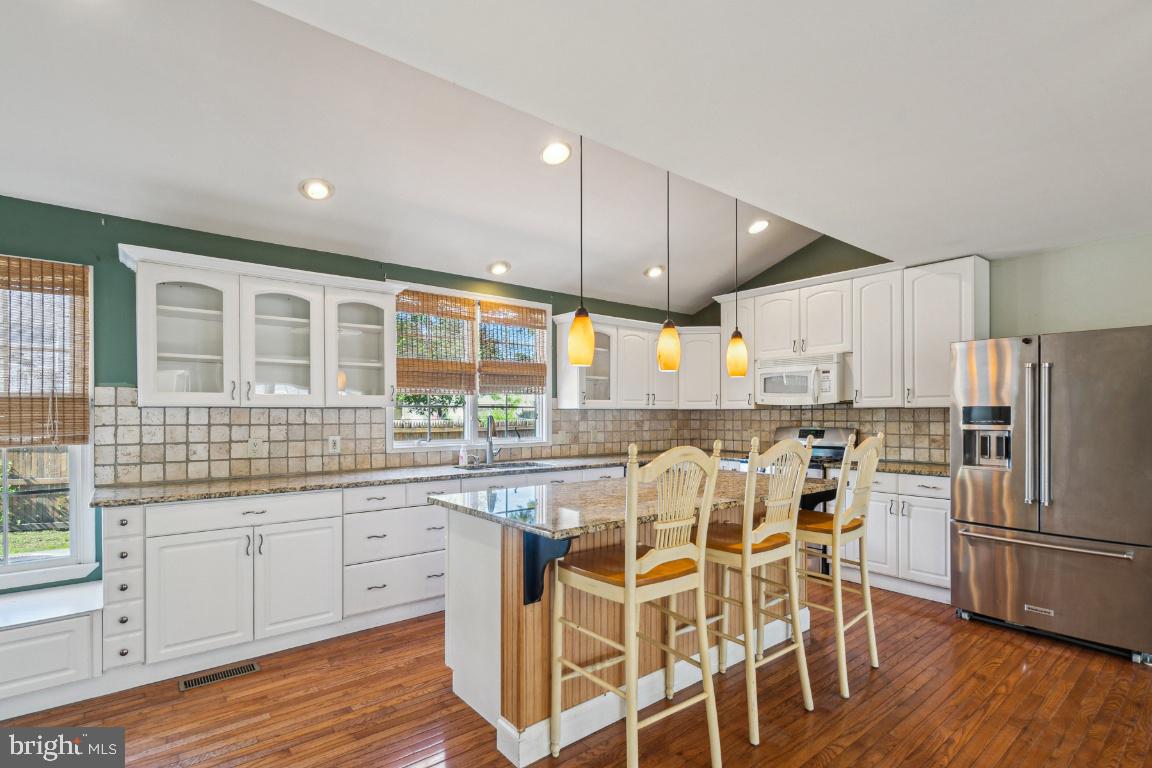 508 WEEKS AVENUE