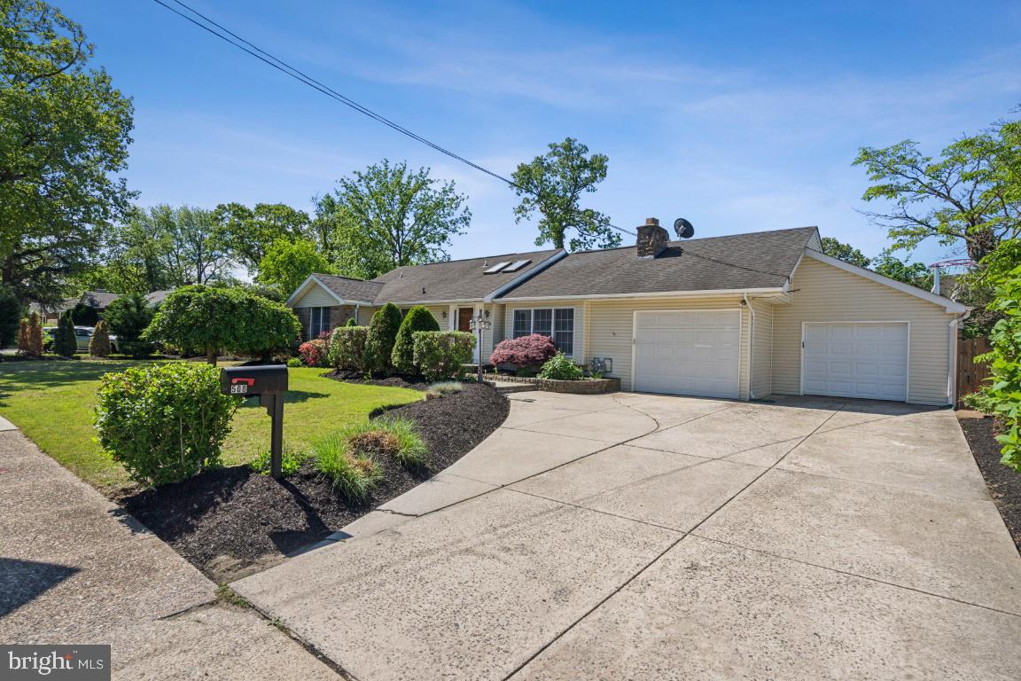 508 WEEKS AVENUE