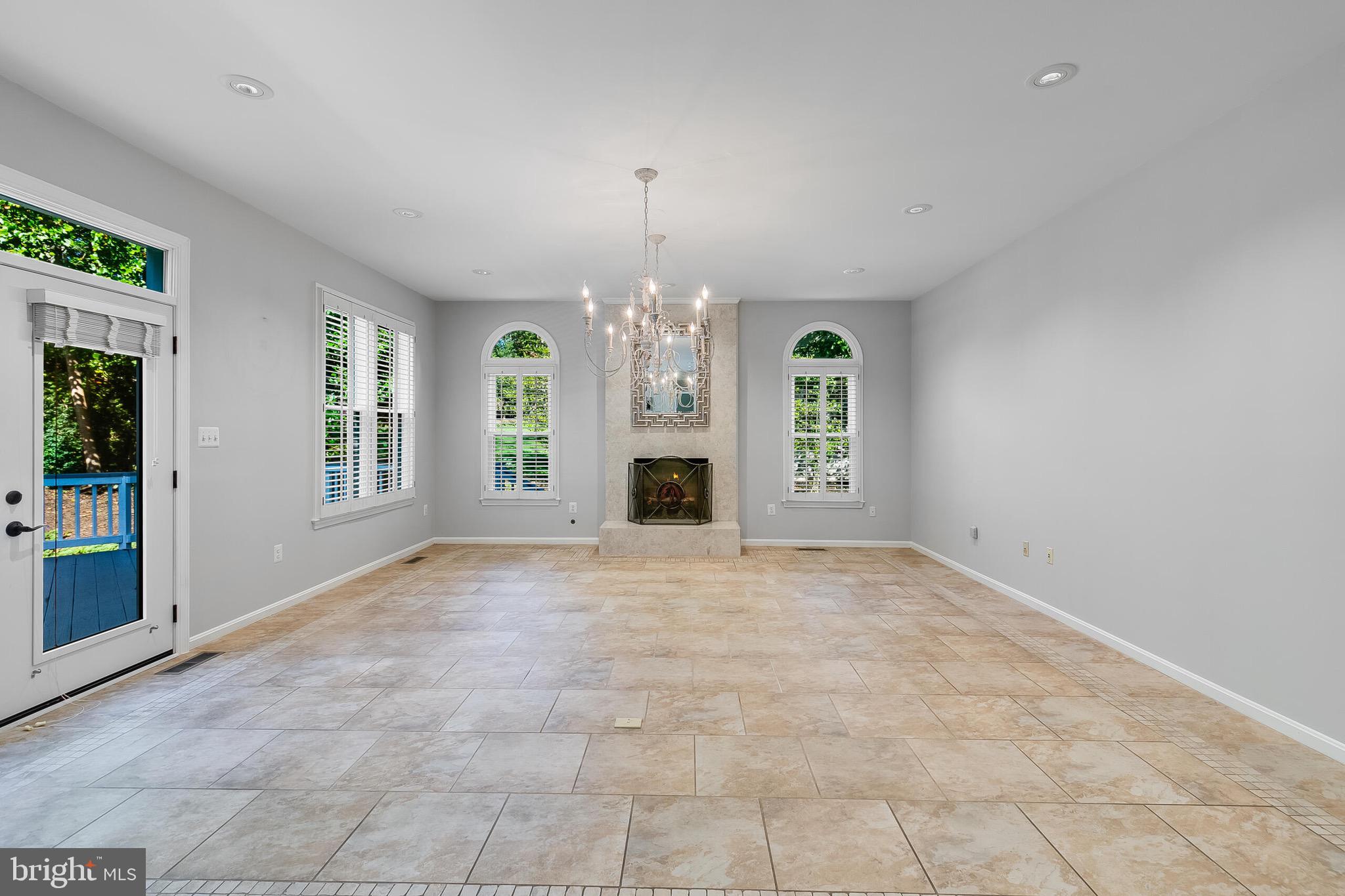 DONOVANS RIDGE - Residential