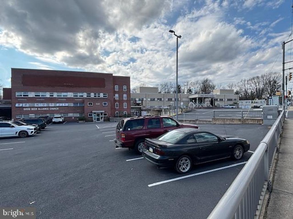 Photo of 400 W Main Street, EPHRATA, PA 17522 (MLS # PALA2085944)