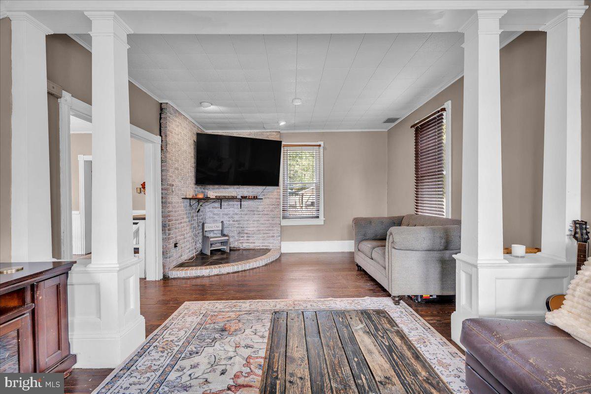 301 FARRAGUT AVENUE