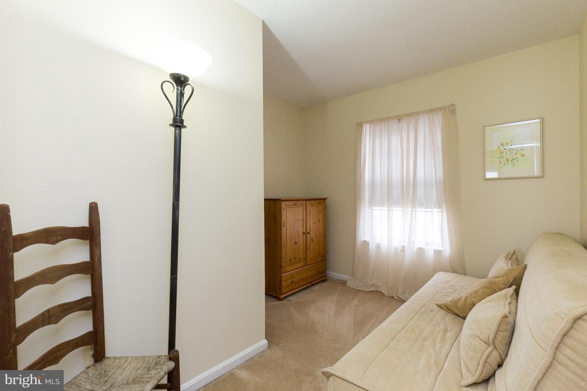 LONGSTREET COMMONS - Residential